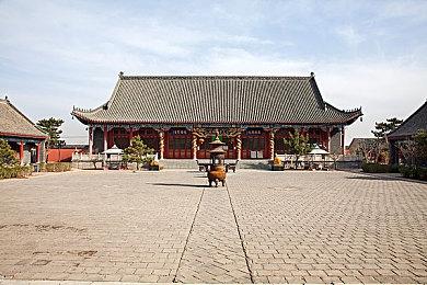 《原始袭变》第三赛季1月18日上线 联动《怪物猎人》